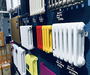 Большой выбор дизайнерских радиаторов отопления. Ждем вас по адресу: Ленинский пр-т 140, ТВЦ "Загородный Дом", 2 этаж, магазин ПрайсКлимат.