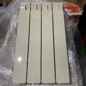 Биметаллический радиатор отопления Rifar Monolit 500 4 секции Айвори 